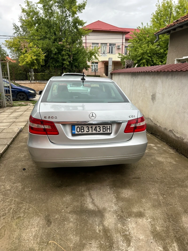 Mercedes-Benz E 200 CDI, снимка 5 - Автомобили и джипове - 47651140