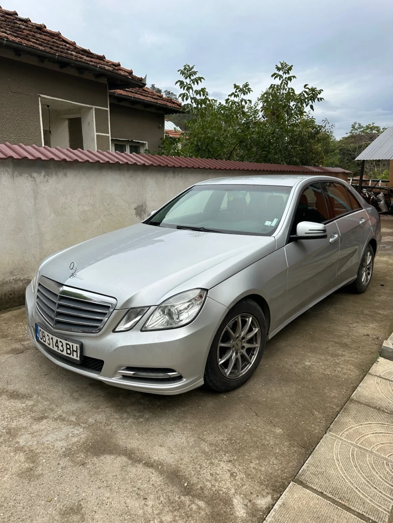 Mercedes-Benz E 200 CDI, снимка 1 - Автомобили и джипове - 47651140