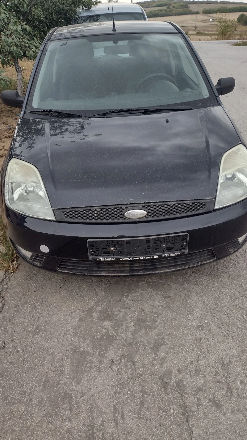 Ford Fiesta, снимка 1 - Автомобили и джипове - 47561175