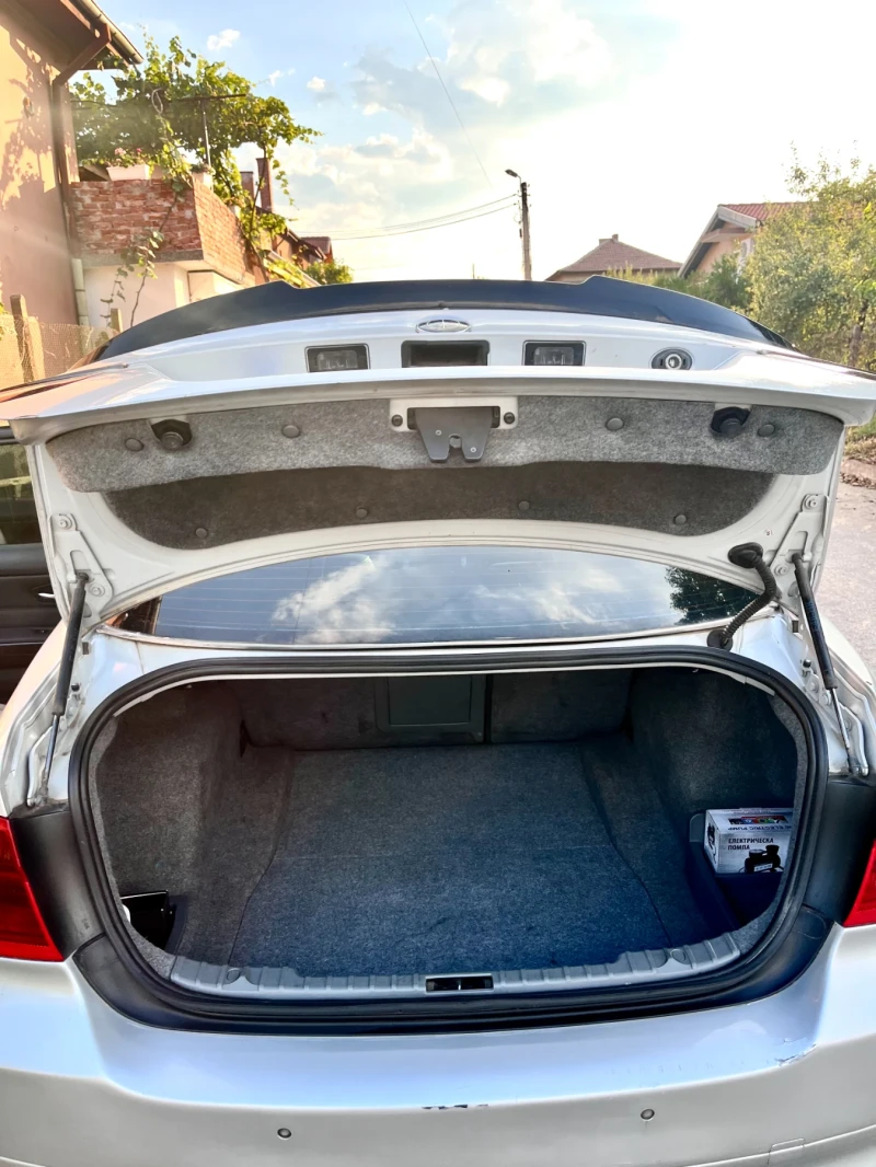 BMW 320, снимка 6 - Автомобили и джипове - 51273875