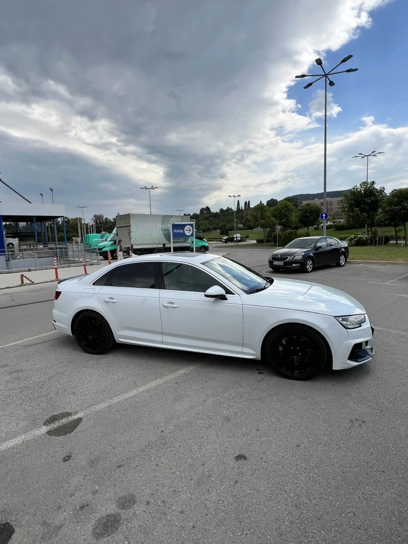 Audi A4 2.0 TFSI Quattro S Line Premium Plus, снимка 7 - Автомобили и джипове - 52379773