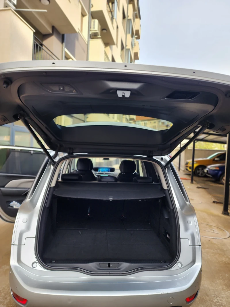 Citroen Grand C4 Picasso Ван, снимка 13 - Автомобили и джипове - 52393603