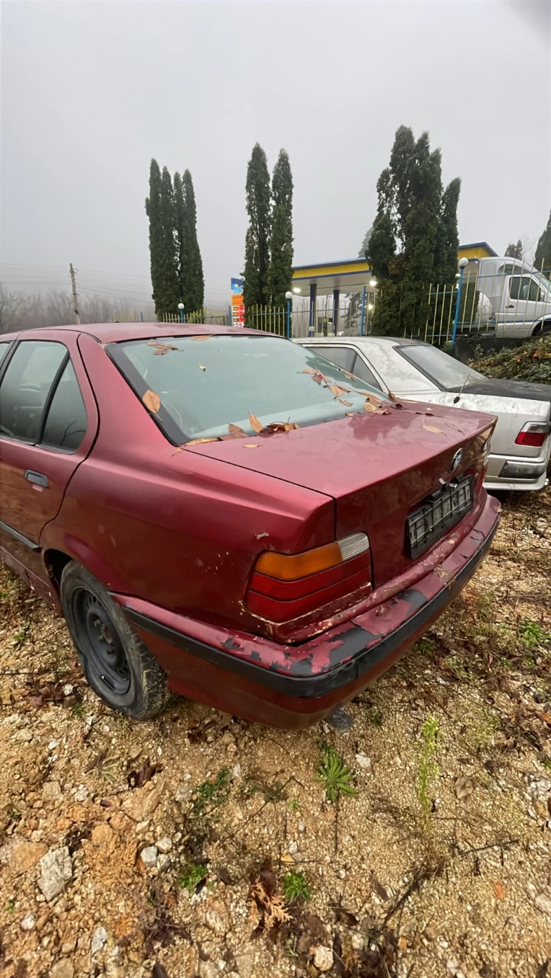 BMW 316, снимка 12 - Автомобили и джипове - 52433281