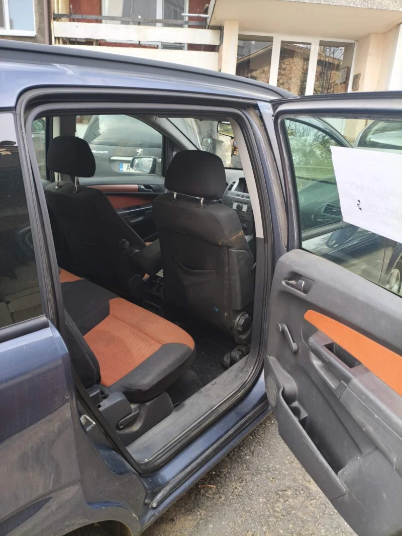 Opel Zafira, снимка 4 - Автомобили и джипове - 52454843