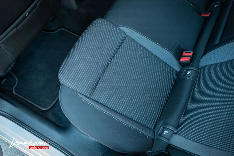 Skoda Octavia 2.0 TDI, снимка 16 - Автомобили и джипове - 52561485