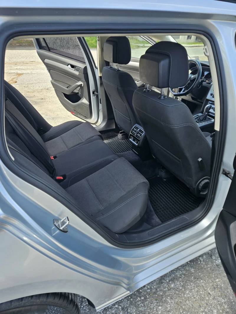 VW Passat, снимка 14 - Автомобили и джипове - 52583822