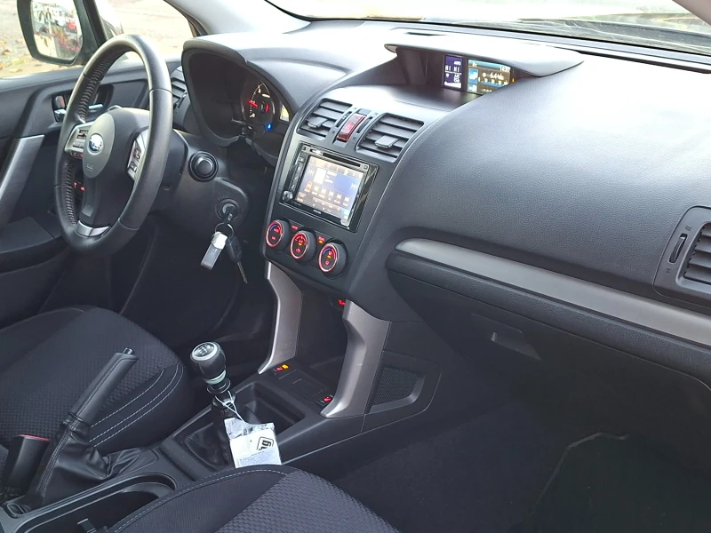 Subaru Forester 2.0D 4x4 , снимка 9 - Автомобили и джипове - 52616853