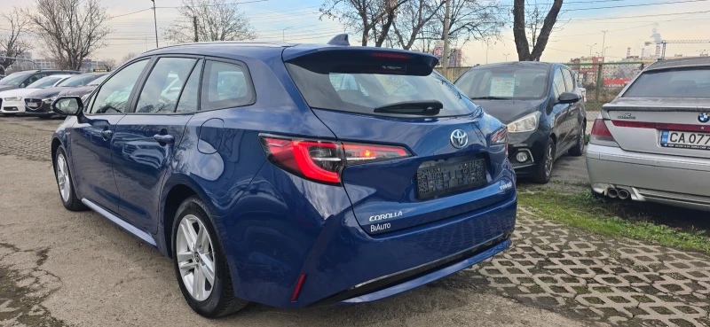 Toyota Corolla 1.8i hybrid 105 хил.км , снимка 6 - Автомобили и джипове - 52848279