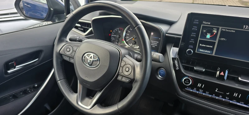 Toyota Corolla 1.8i hybrid 105 хил.км , снимка 8 - Автомобили и джипове - 52848279