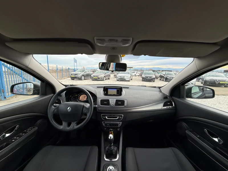 Renault Megane 1.5 DCI WAVE, снимка 11 - Автомобили и джипове - 53269514