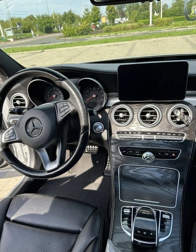 Mercedes-Benz C 400 AMG line , снимка 8 - Автомобили и джипове - 46271914
