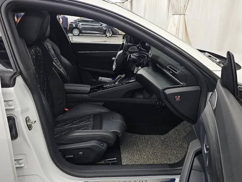 Peugeot 508 GTLine - САМО 30% АВАНС, снимка 11 - Автомобили и джипове - 55736784