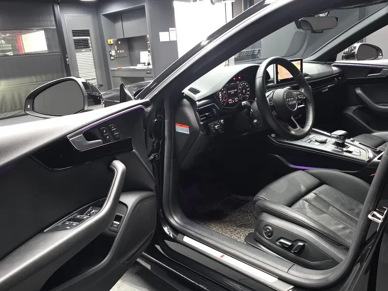 Audi A5 2.0 TFSI Quattro - САМО 30% АВАНС, снимка 10 - Автомобили и джипове - 56270757