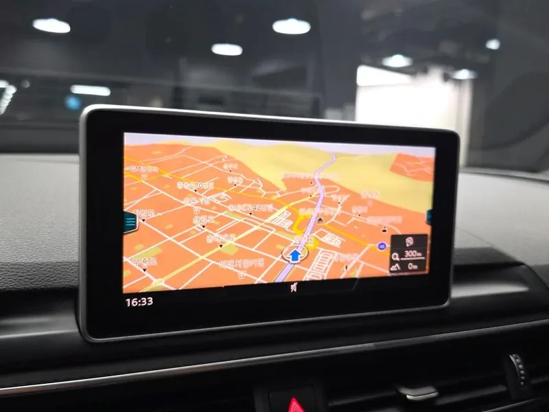 Audi A5 2.0 TFSI Quattro - САМО 30% АВАНС, снимка 15 - Автомобили и джипове - 56270757