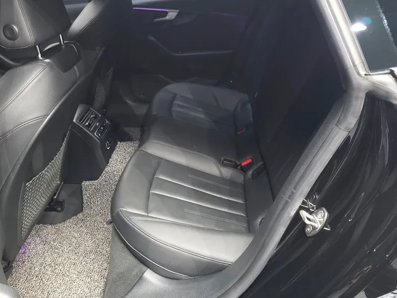 Audi A5 2.0 TFSI Quattro - САМО 30% АВАНС, снимка 12 - Автомобили и джипове - 56270757
