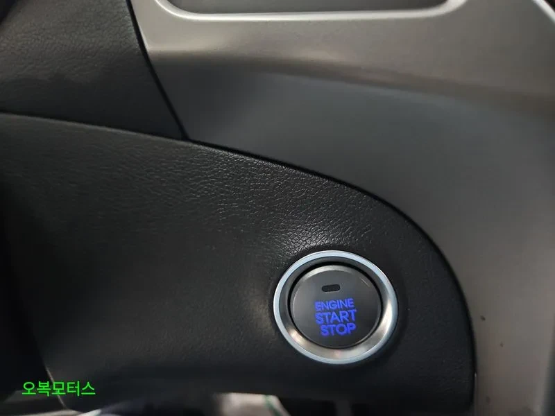 Hyundai Elantra 1.6GDI , снимка 14 - Автомобили и джипове - 56325298