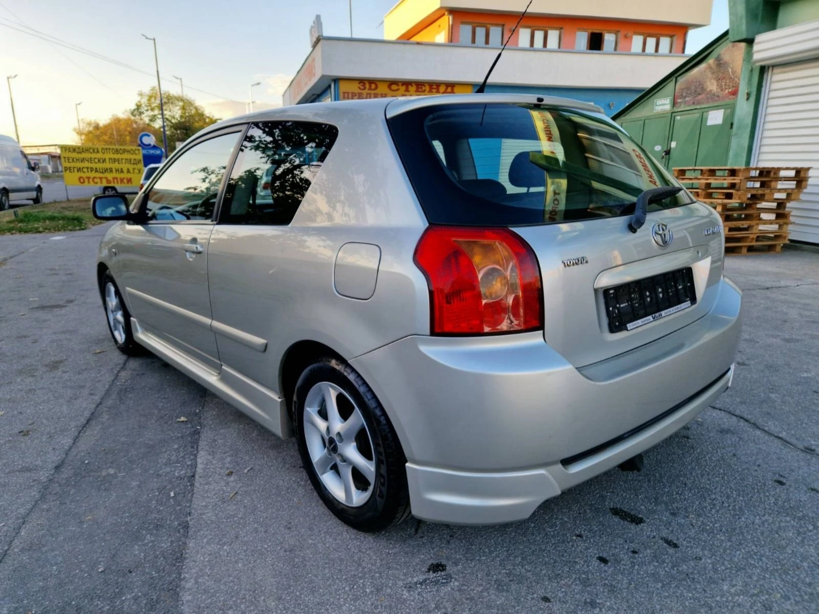 Toyota Corolla 1.4 D-4-D - изображение 4