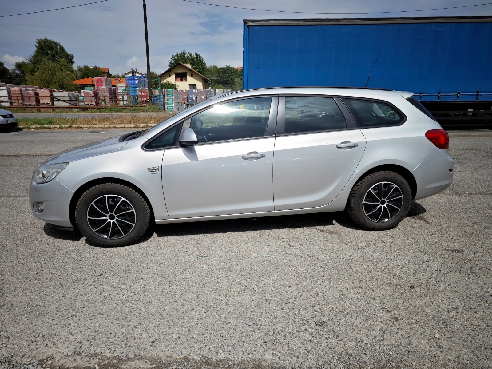 Opel Astra 1, 7CDTI - изображение 2