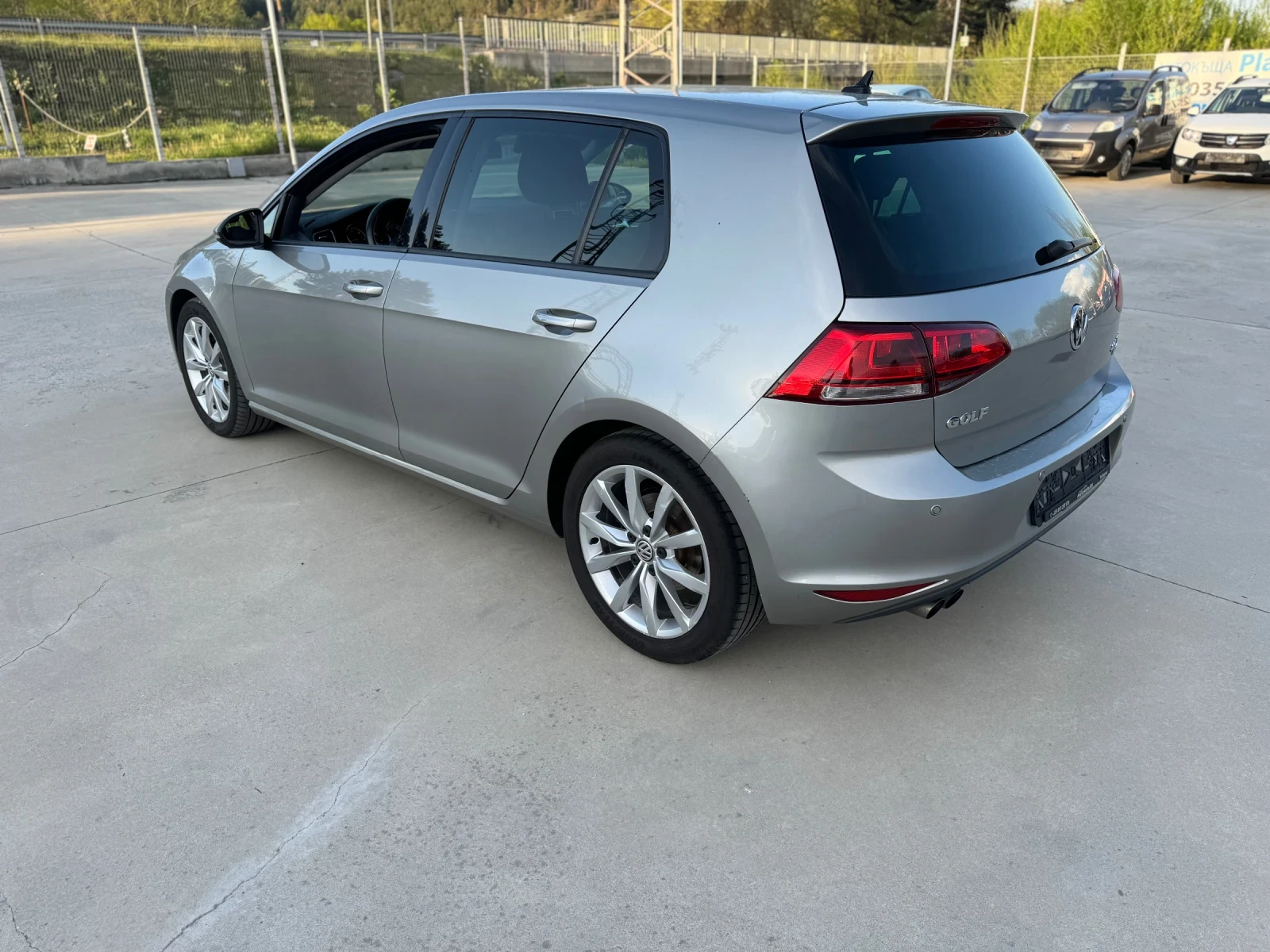 VW Golf Golf 7 / Navi / Avtomat - изображение 7