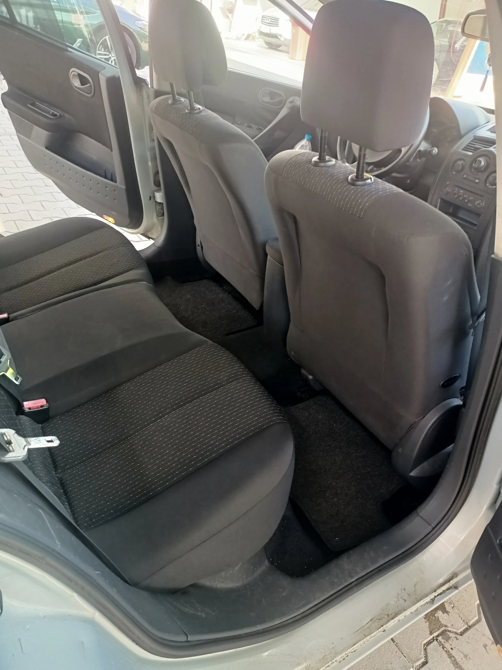 Renault Megane 2 - изображение 4