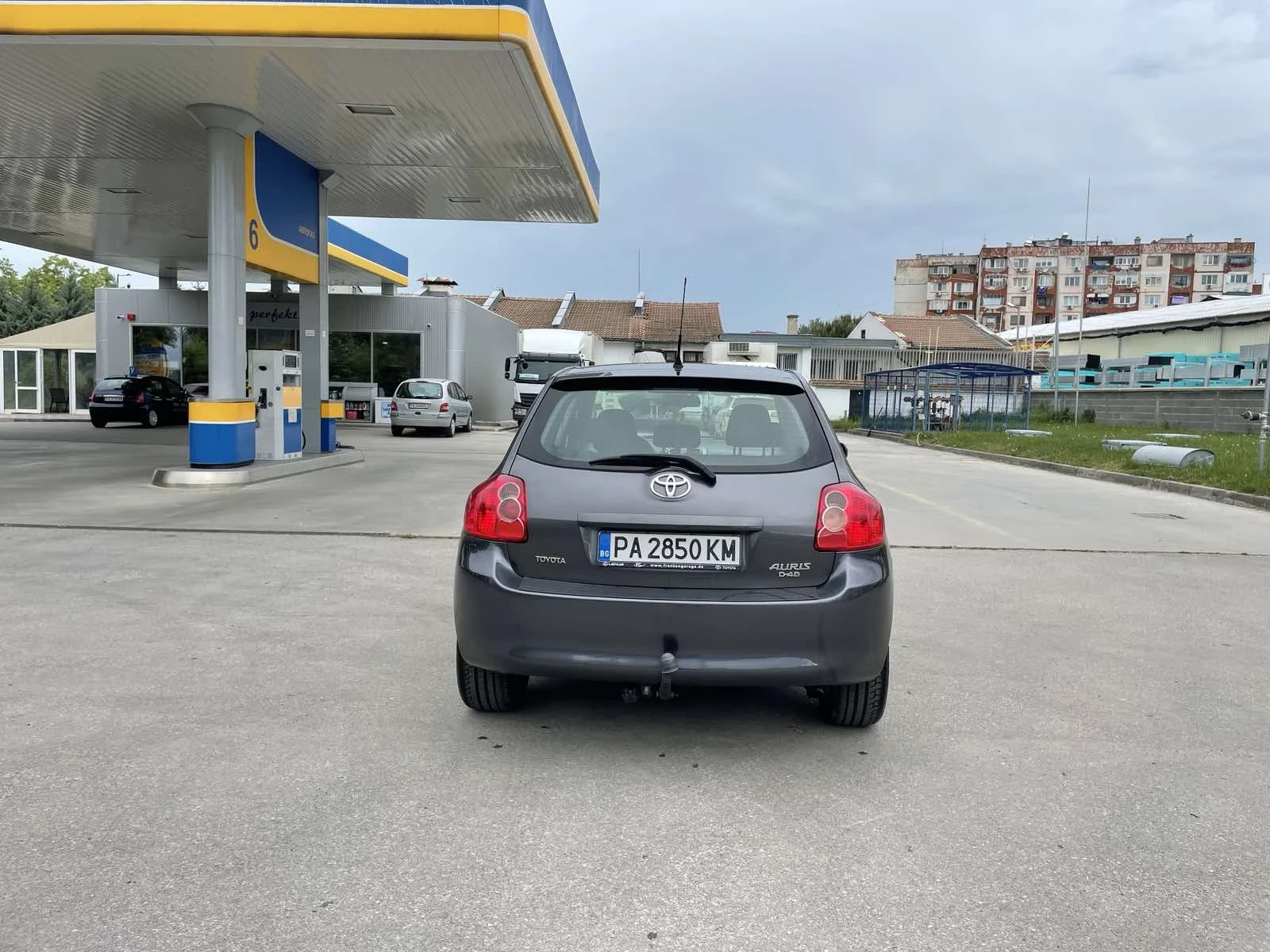 Toyota Auris 2.0 - изображение 7