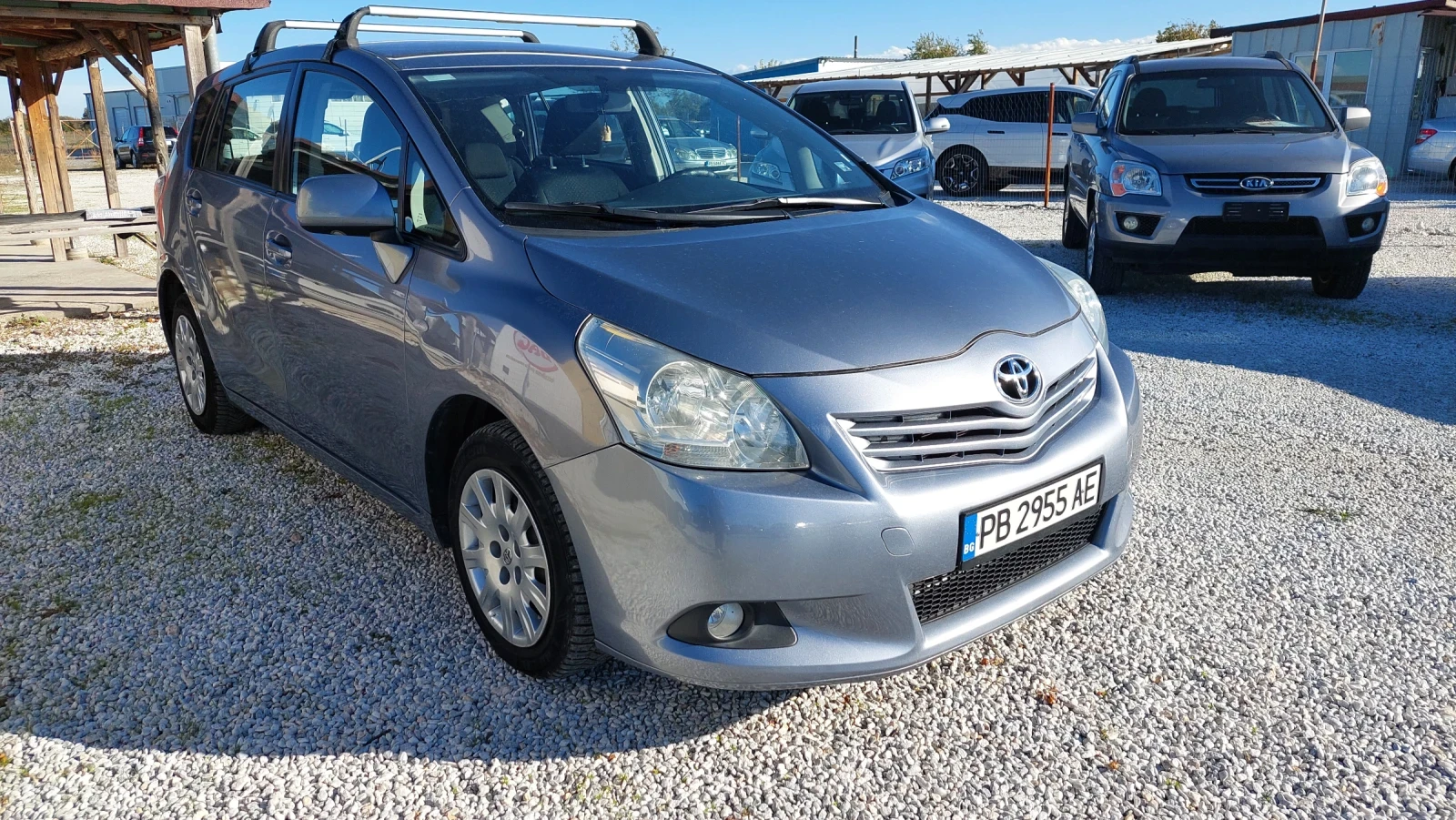 Toyota Verso 1.8i ГАЗ - изображение 3
