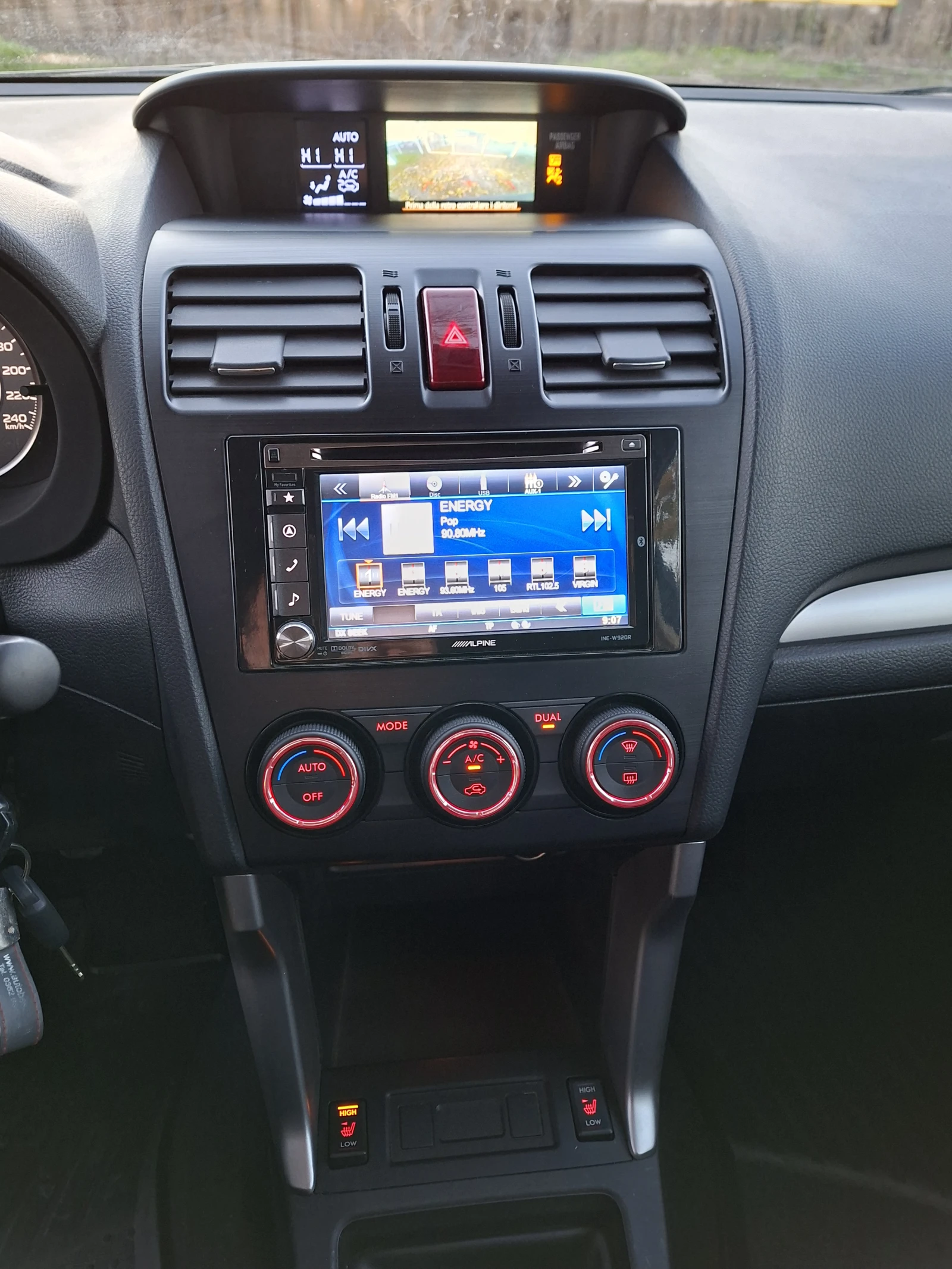 Subaru Forester 2.0D 4x4  - изображение 8