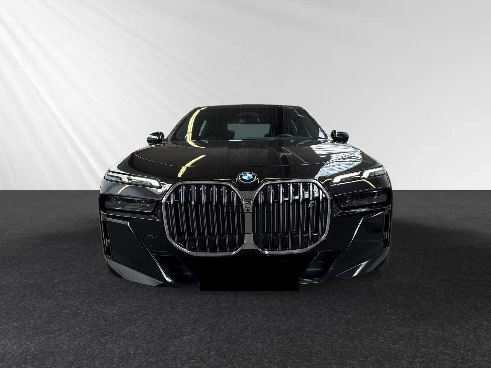 BMW i7 eDrive50/M-SPORT/HEAD UP/SKY LOUNGE/B&W/360/ - изображение 2