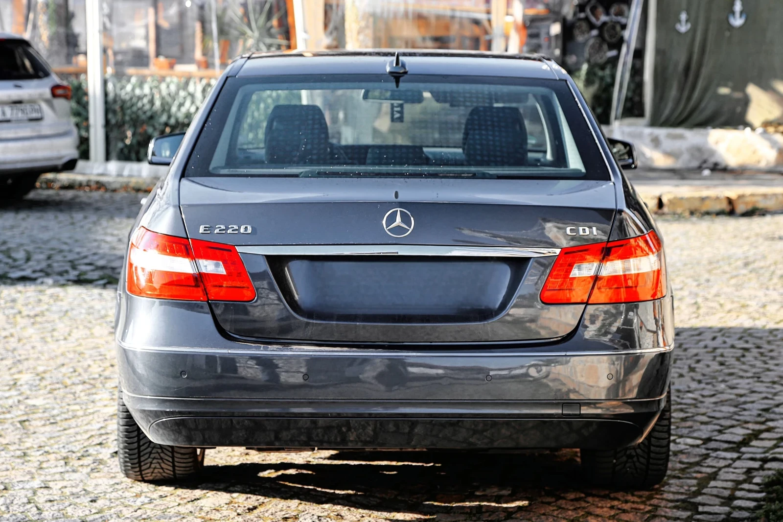 Mercedes-Benz E 220  - изображение 6