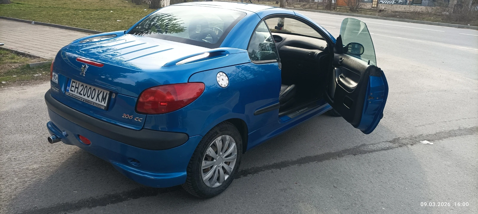 Peugeot 206 CC, снимка 5 - Автомобили и джипове - 53851508