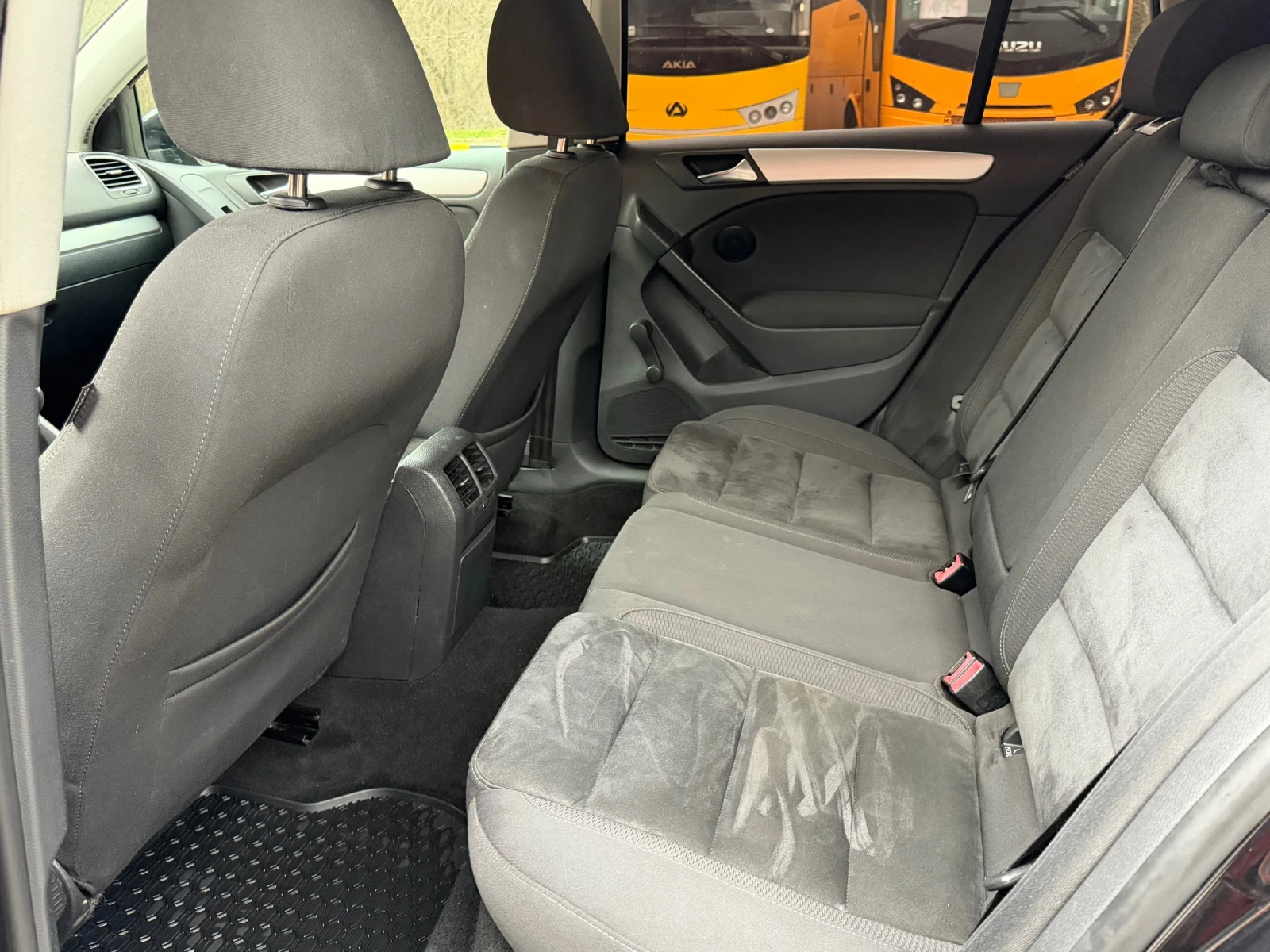 VW Golf HighLine Навигация, снимка 12 - Автомобили и джипове - 53950377