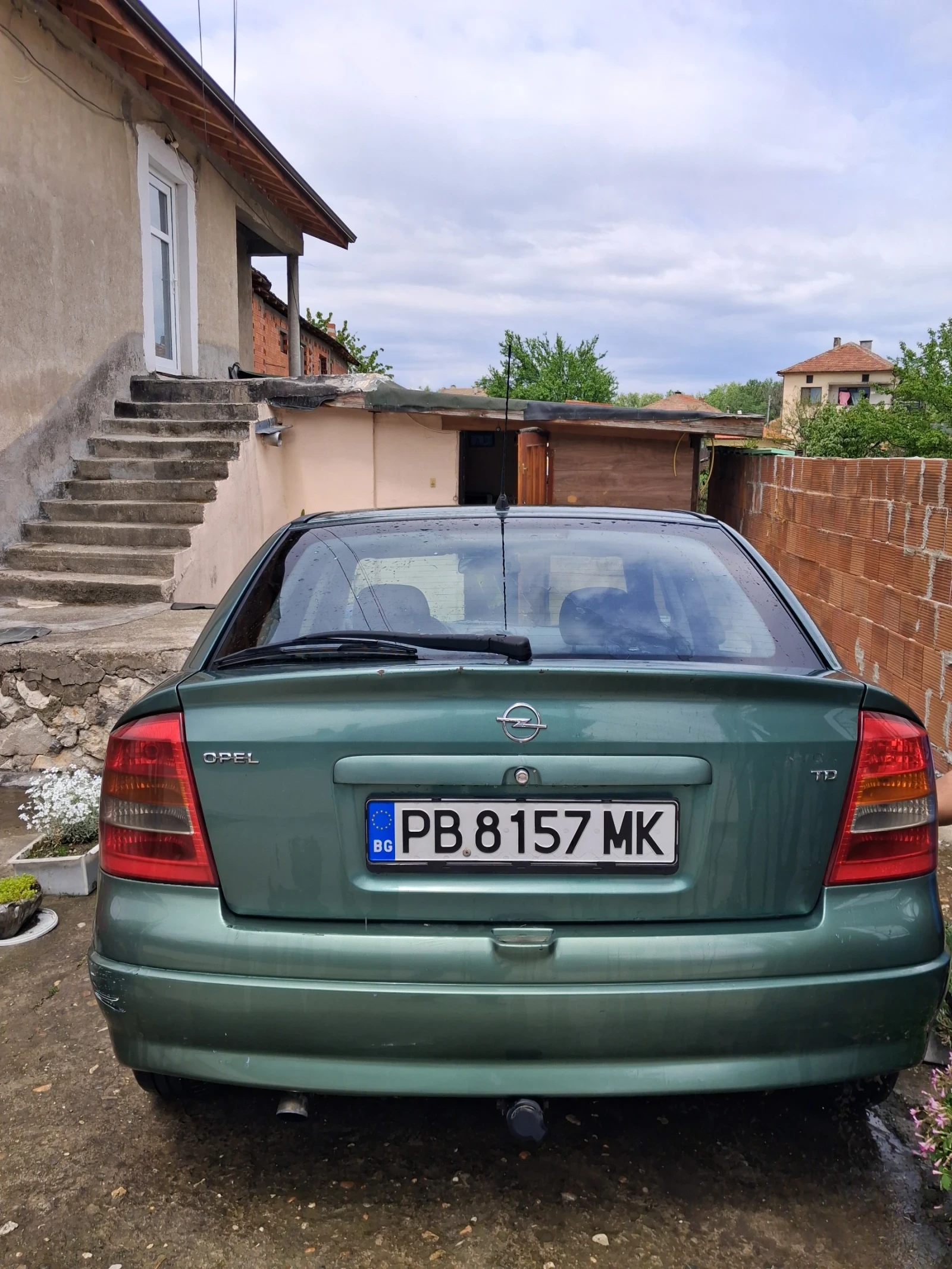 Opel Astra 1.7td, снимка 2 - Автомобили и джипове - 54387560