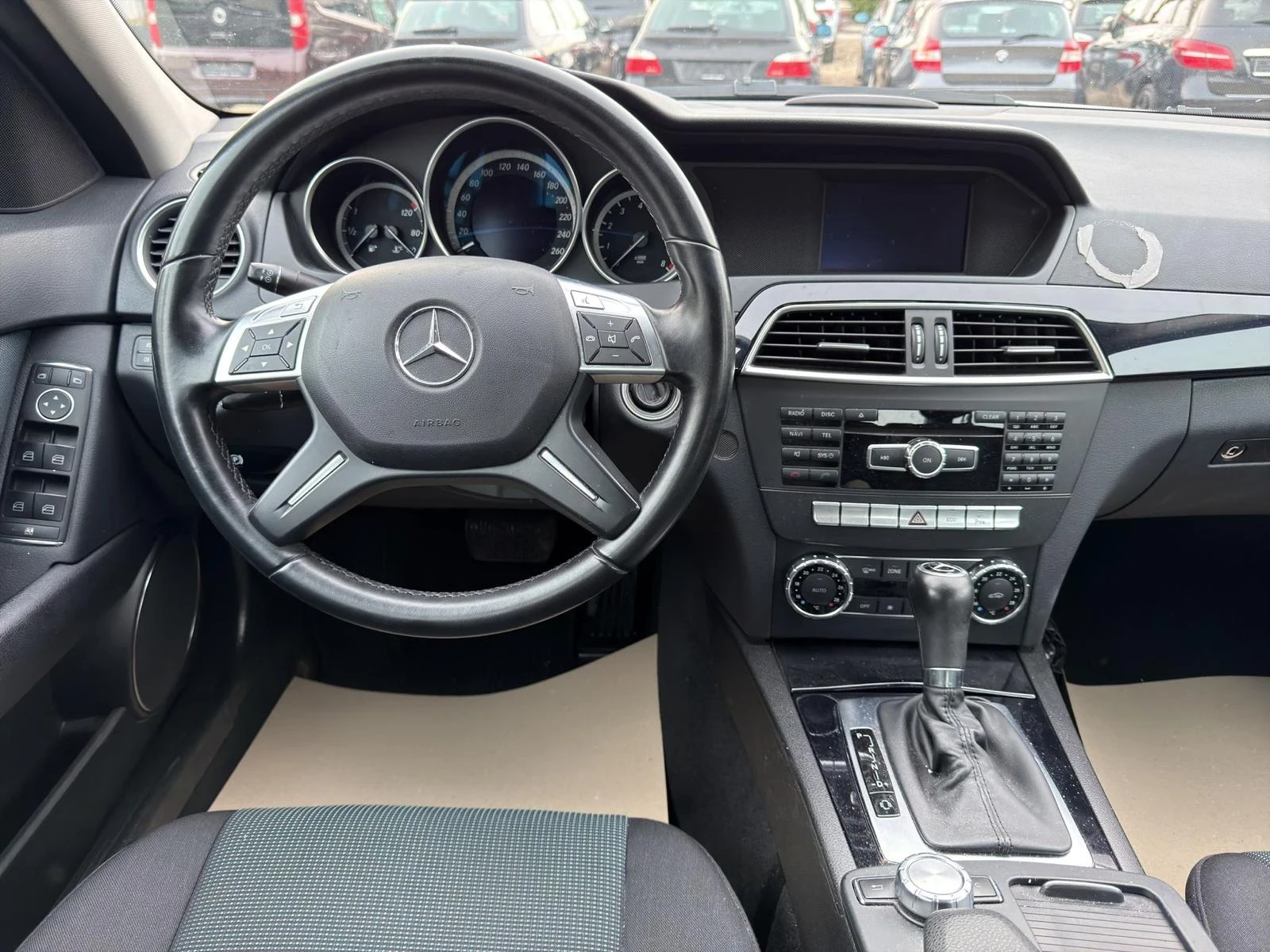 Mercedes-Benz C 200 Facelift пълна сервизна история, снимка 5 - Автомобили и джипове - 54440890