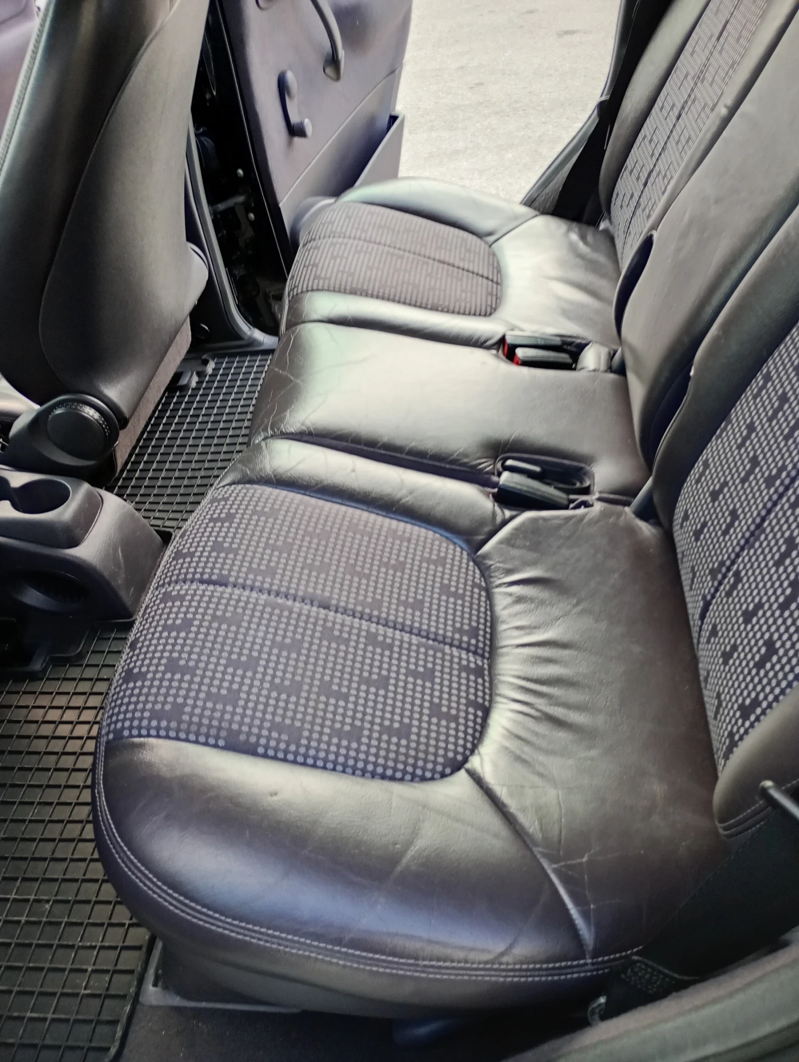 Mercedes-Benz A 160, снимка 11 - Автомобили и джипове - 54474723