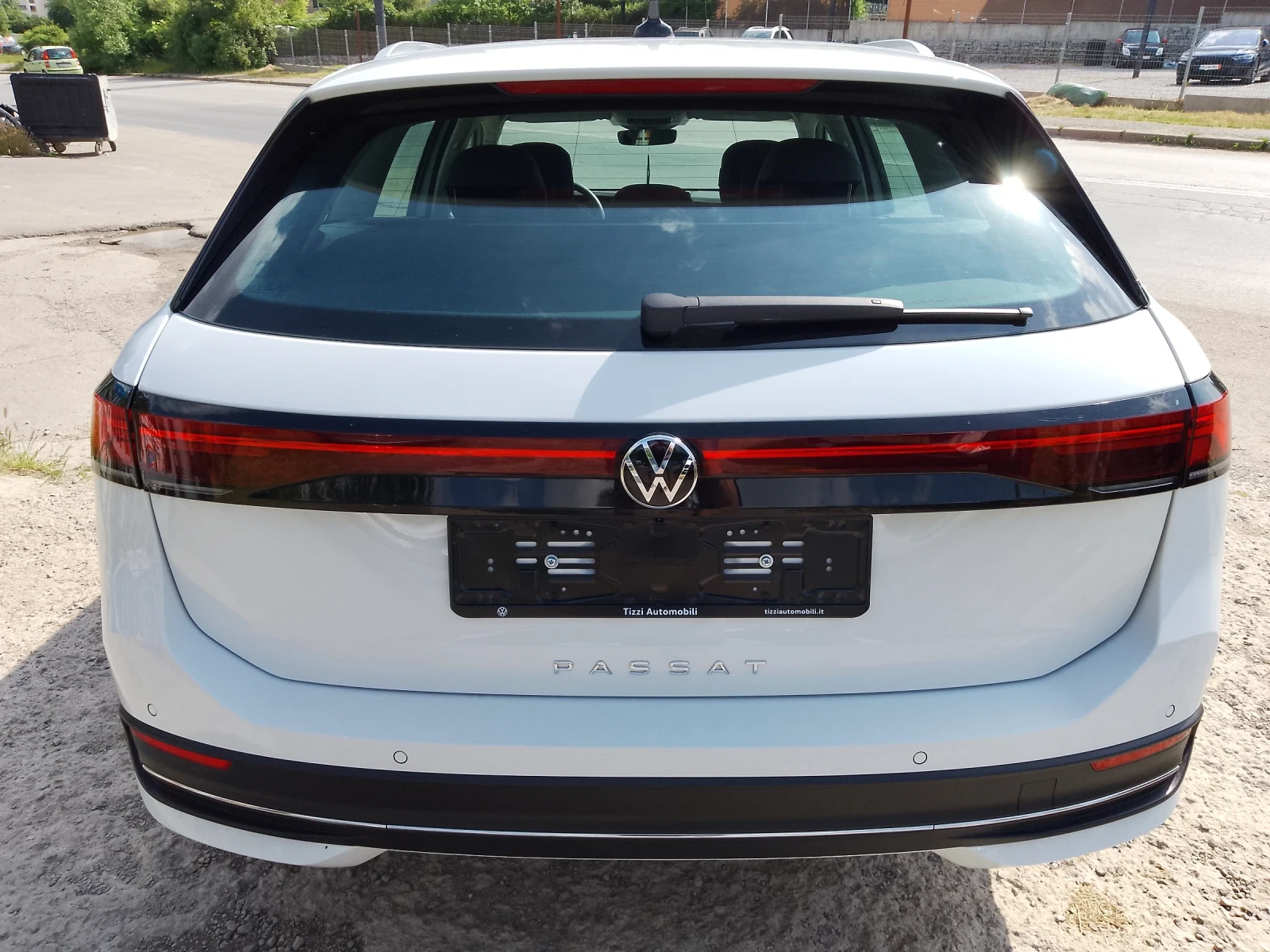 VW Passat 2.0 TDI/ELEGANCE/ГАРАНЦИЯ, снимка 6 - Автомобили и джипове - 54801318