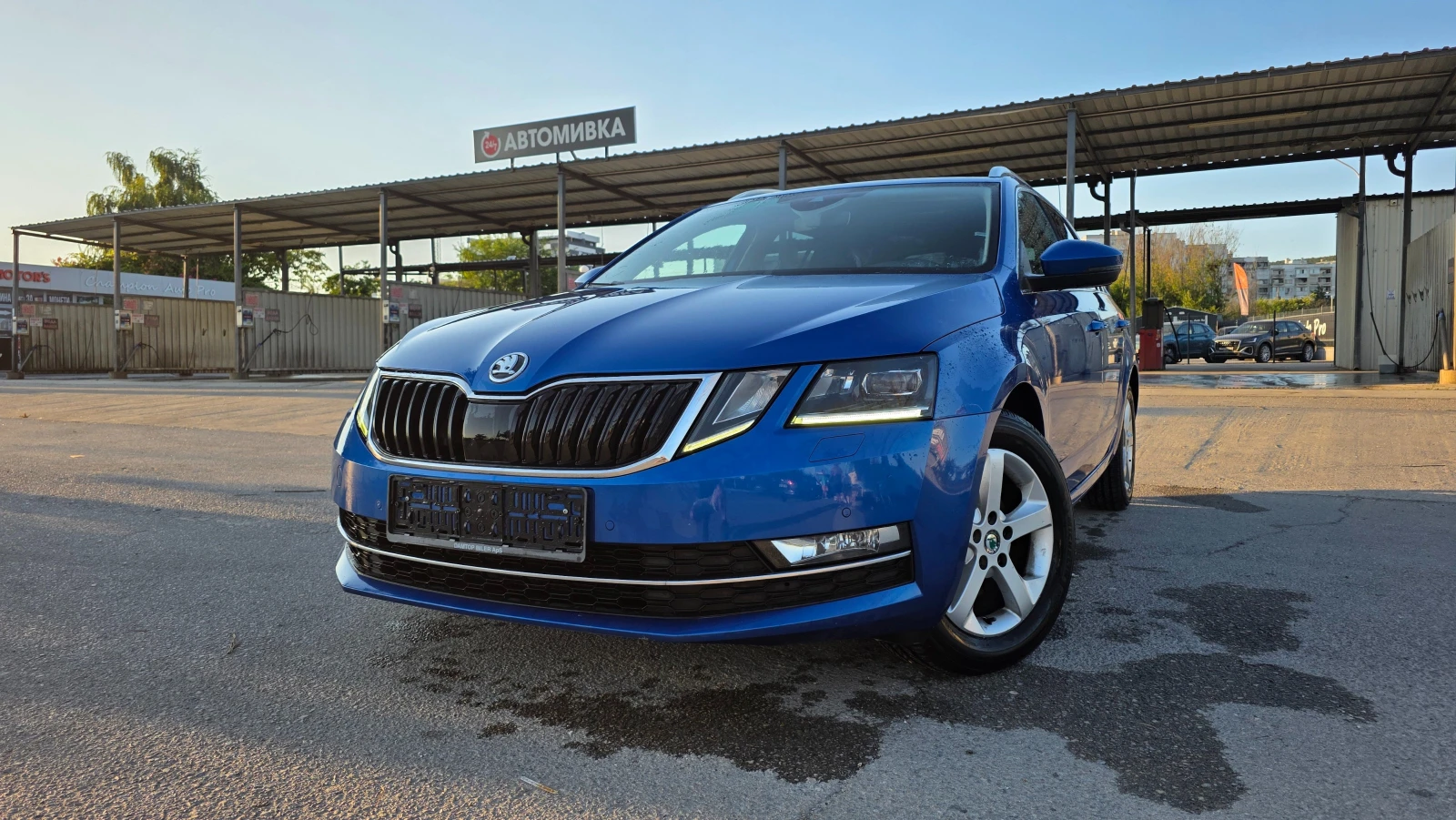 Skoda Octavia DISTRONIC/NAVI/FUL-FUL, снимка 3 - Автомобили и джипове - 55579643