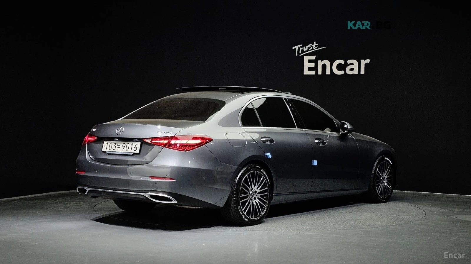 Mercedes-Benz C 300 4MATIC* AVANTGARDE* ОБДУХВ* ПАНО* НАВИ* LANE ASS, снимка 2 - Автомобили и джипове - 55722341