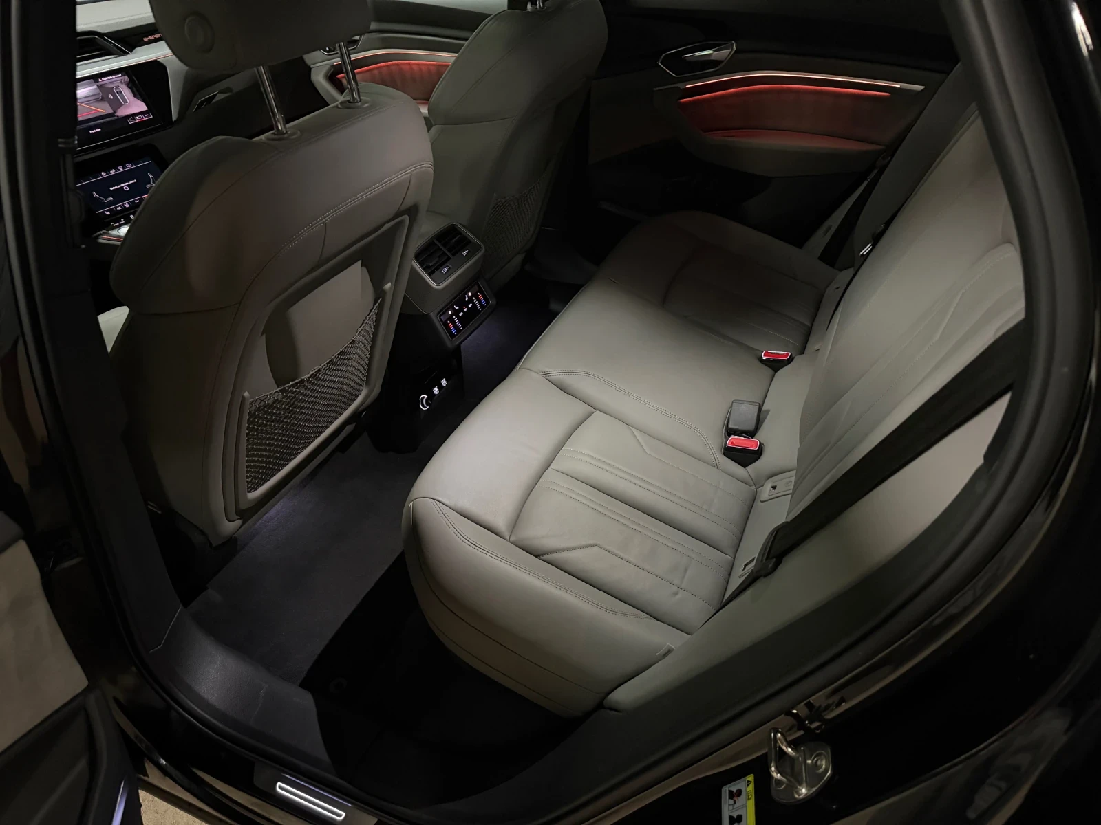 Audi E-Tron 55 quattro / Shadow Line / ��� ���� �� ����������  | Mobile.bg � ����������� 13