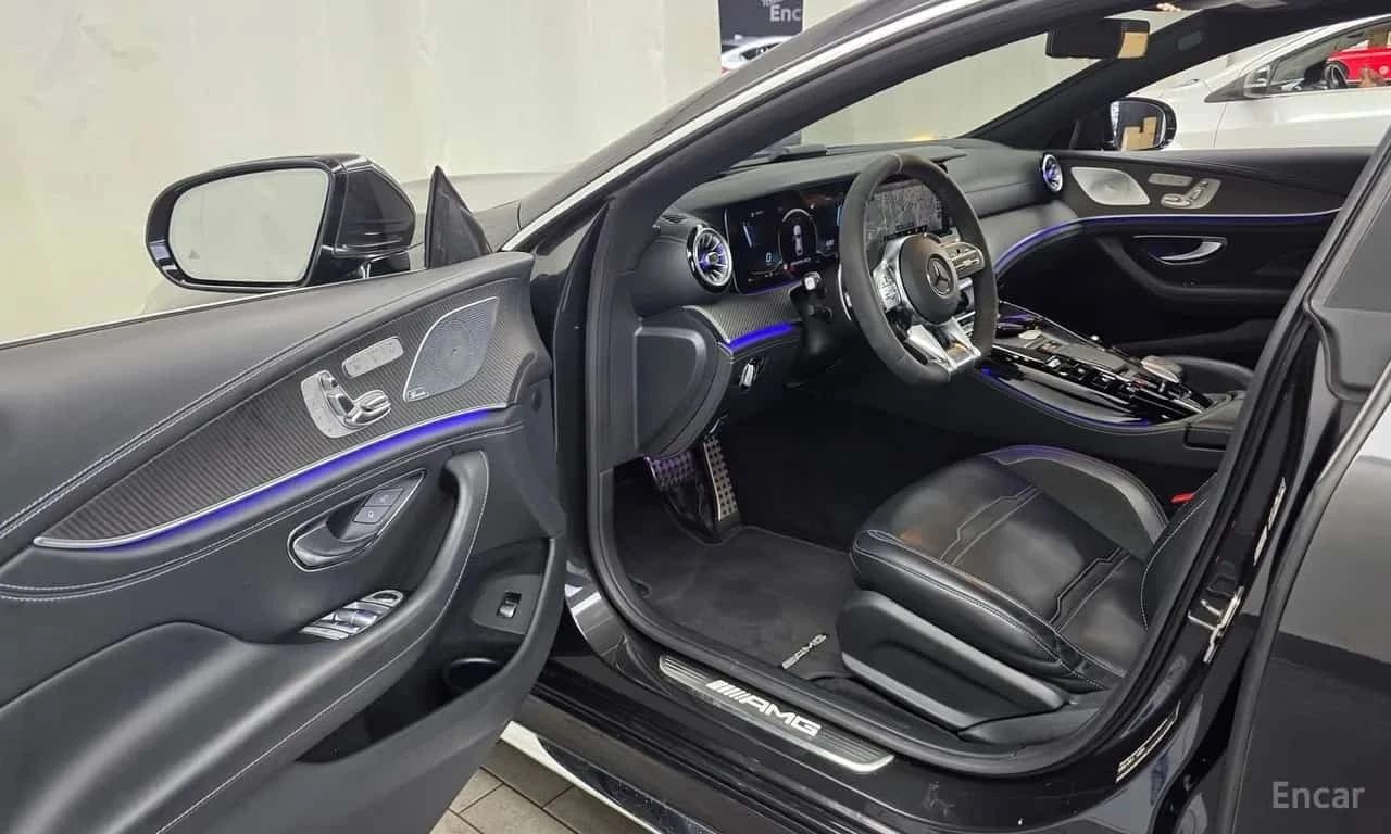 Mercedes-Benz AMG GT 63 S 4MATIC+ | АВТОФИНАНСИРАНЕ, снимка 10 - Автомобили и джипове - 56185324
