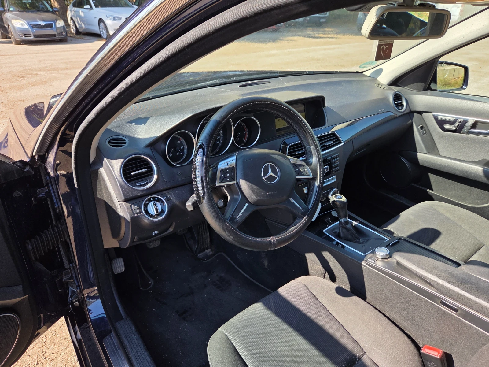 Mercedes-Benz C 220 2.2 CDI, снимка 6 - Автомобили и джипове - 56246493