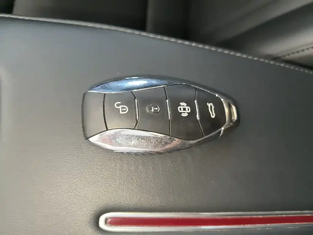 HongQi HS3 PHEV 115km Power Edition | �������� | KEYLESS |  | Mobile.bg � ����������� 7