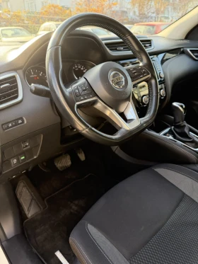 Nissan Qashqai 1, 6i, 2018, снимка 11