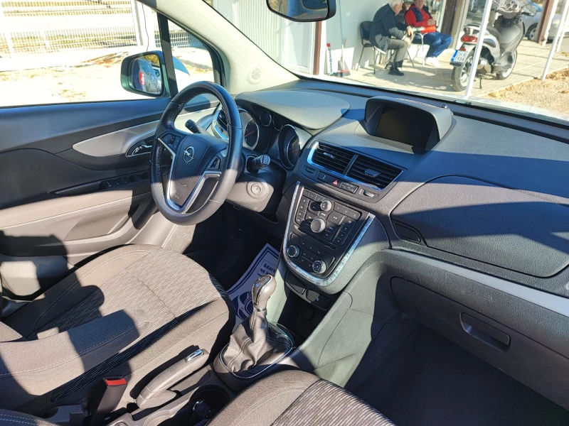 Opel Mokka 1.4GPL, снимка 14 - Автомобили и джипове - 48014361