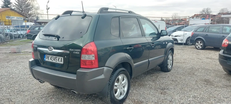 Hyundai Tucson, снимка 6 - Автомобили и джипове - 48800430