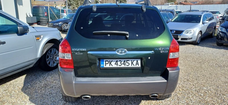 Hyundai Tucson 2.0CRDI 140к.с, снимка 4 - Автомобили и джипове - 48800430