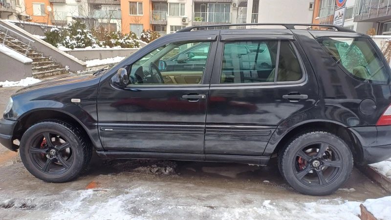 Mercedes-Benz ML 320 320 Газ-Бензин продава се от собственик , снимка 6 - Автомобили и джипове - 48983306