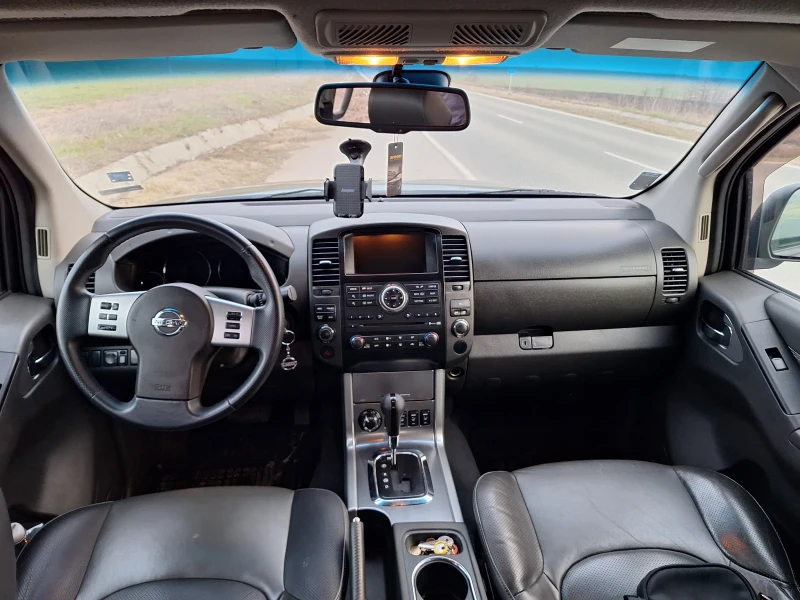 Nissan Navara 3.0 v6 , снимка 10 - Автомобили и джипове - 49262607