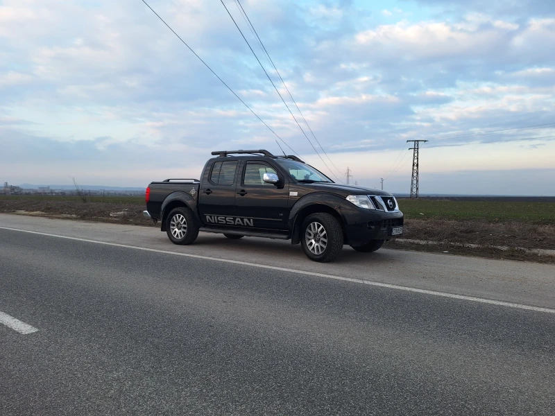 Nissan Navara 3.0 v6 , снимка 3 - Автомобили и джипове - 49262607