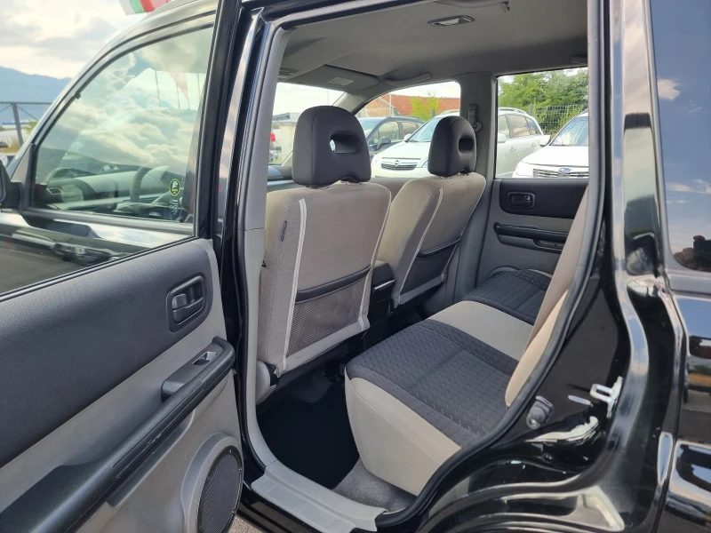 Nissan X-trail 2.2TDI, снимка 11 - Автомобили и джипове - 51264430