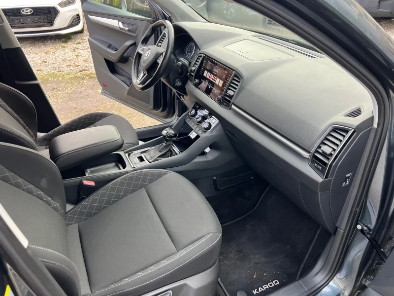 Skoda Karoq, снимка 13 - Автомобили и джипове - 52308278